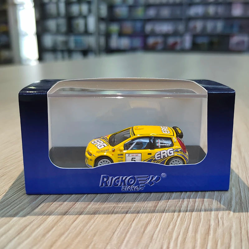 Carro de Rally Amarelo ERG – Edição Colecionador 1:87